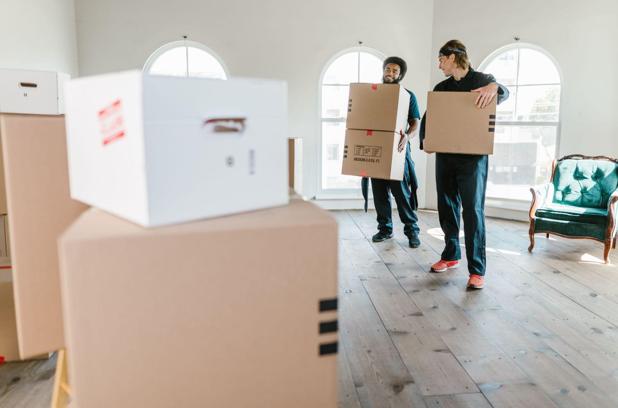 10 Ways to Make Your House Move Plastic-Free