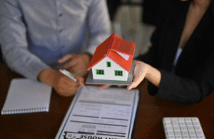 What an Online Investing Lesson Can't Tell You About the Property in Front of You